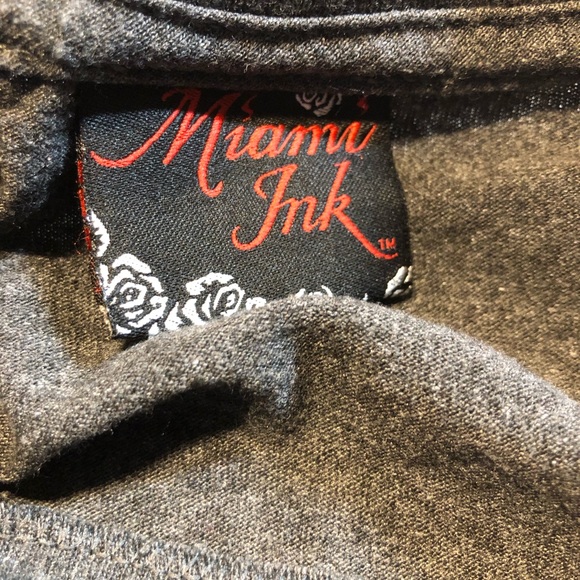 Miami Ink Skull Tattoo T-Shirt XL 2006 release - Picture 2 of 9